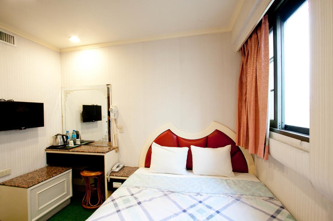 Jia Jia Hotel Yonghe Exteriör bild